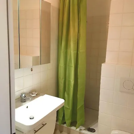 Apartment Mit Schoener Aussicht *